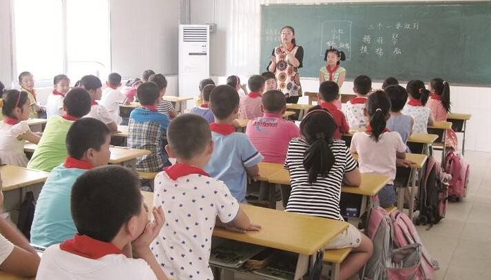 【要闻】《校长来了》圆桌论坛 共探未来教师“进化论”