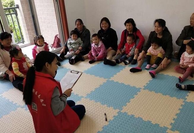 (教育问答）广州天价早教班一年学费33万 为何全为男老师？