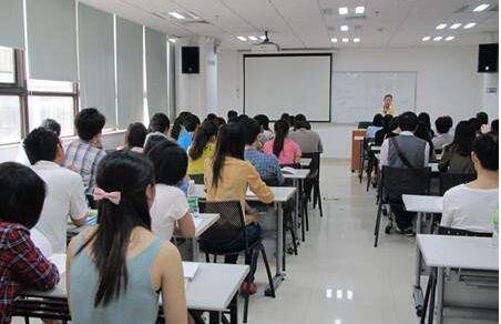 (教育问答）广东积极探索并推进随迁子女异地中高考